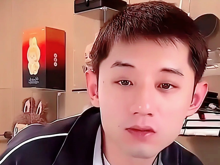 关于张继科和刘丁硕和乒乓球培训行业之间的这笔帐，我特意去查了一下，不查不知道，一查才知道，根本不是表