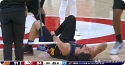 1月24号一早，太阳队在比赛中连伤2大核心！1、杰伦格林，在今天和老鹰的首节