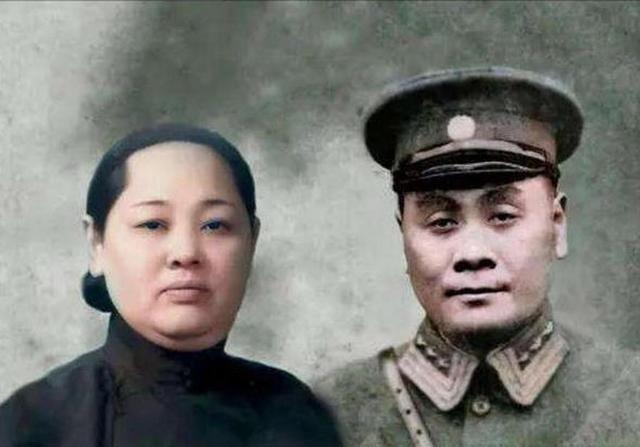 1947年，曾经率部投降日军的川军师长张昌德抵达重庆后，专门去拜访在重庆的刘湘夫