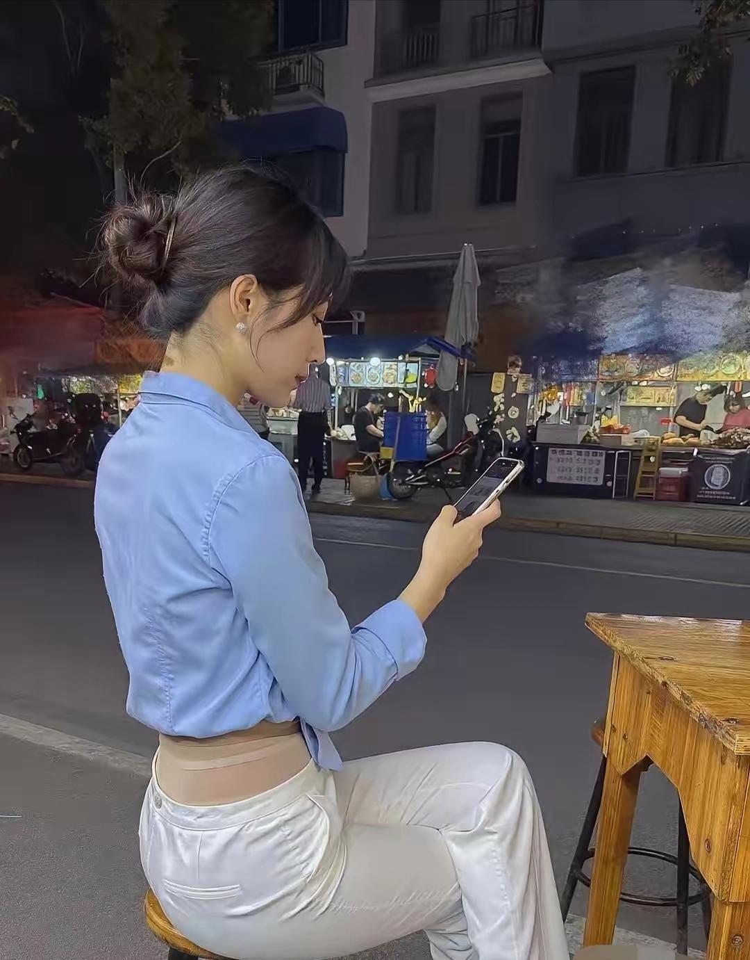 裤里丝越来越流行了，既不能保暖，又不能降温暖，为什么火起来了