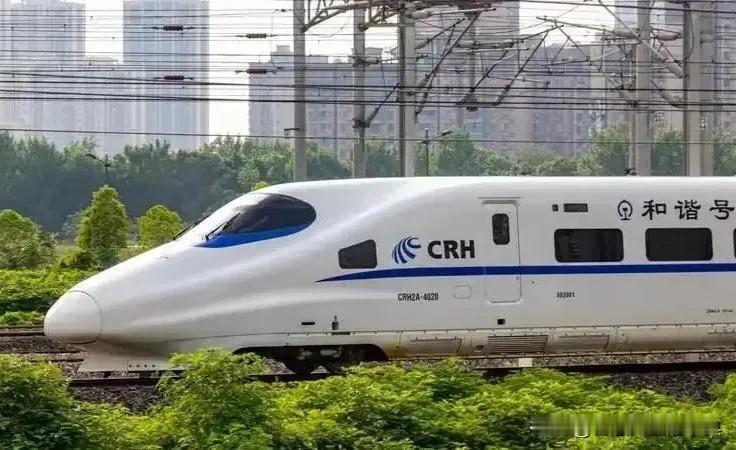湘鄂赣交界处的铁路博弈，最近又有了新动静。常岳九、荆岳、长九这三条喊了多年的跨省