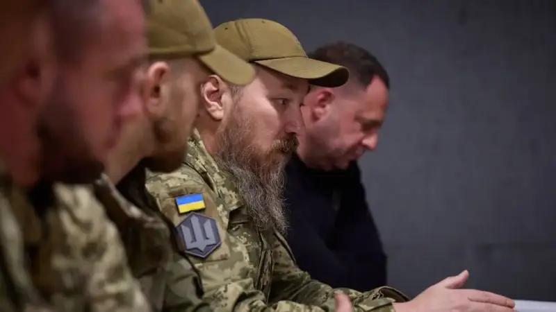 就在刚刚乌媒透露：乌克兰内斗即将开始，夺取泽连斯基政权的暴力行动已经开始准备阶