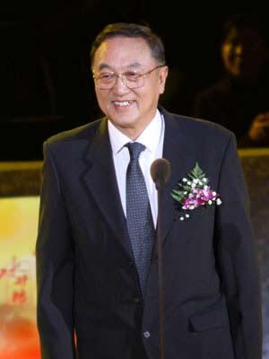 别拿时代机遇当“躺赢”，柳传志的硬实力不该被曲解总有人说柳传志是靠国家扶上