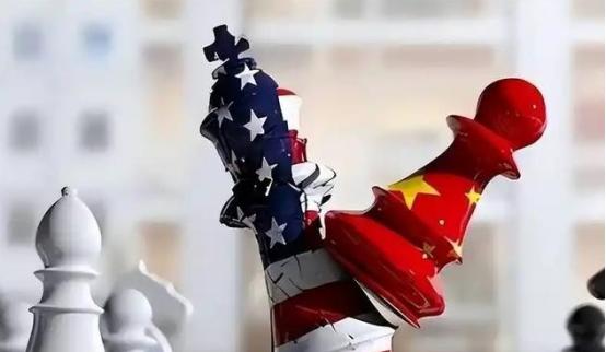 有美国专家指出，世界的主要矛盾是中国不想当老大，美国不甘心做第二，而从整体实力来