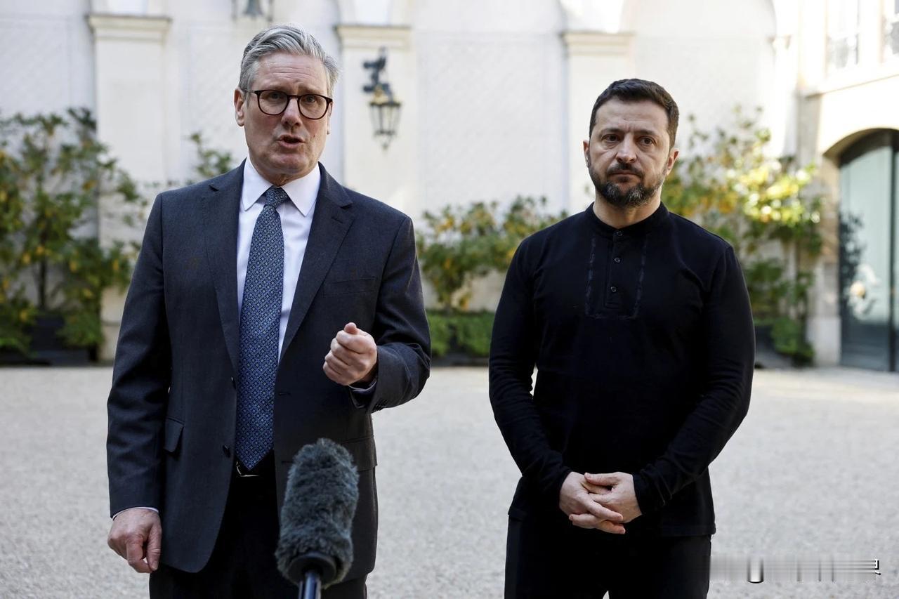 【最新消息：在与特朗普会谈前夕，泽连斯基与斯塔默进行了电话交谈】伦敦时间202