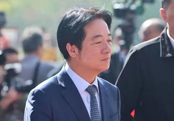 有人说，台独分为两派：真台独和假台独。假的就是像陈水扁、蔡英文这类人，他们搞台独