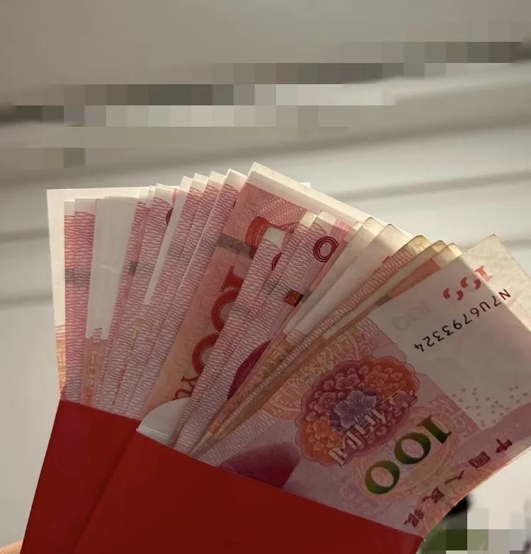 2500块借出去十年，终于要回来了！当时说结婚装修房子差点材料钱，借了一万给他