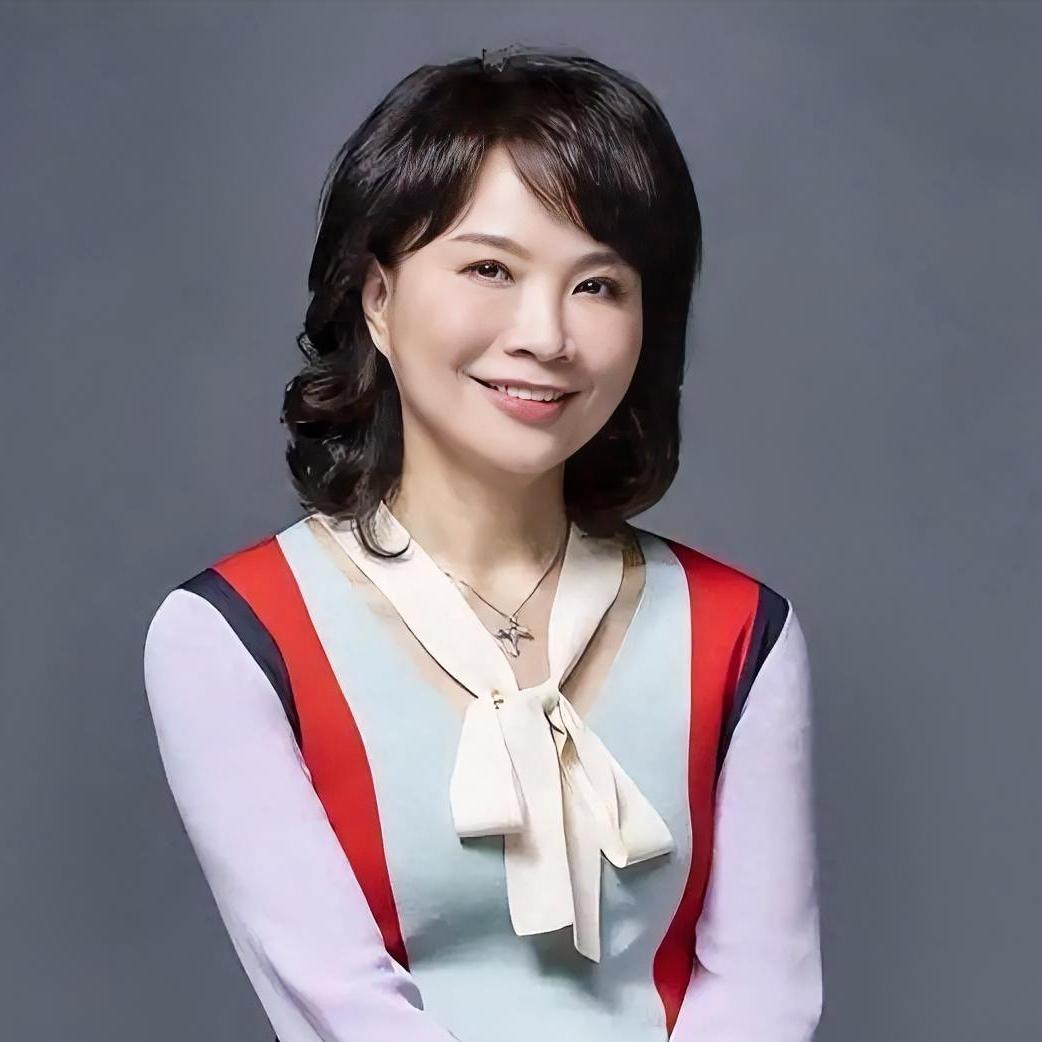 台湾媒体人陈凤馨直接把“台独”分子戴玮珊怼得哑口无言！近日，在一档电视节目中