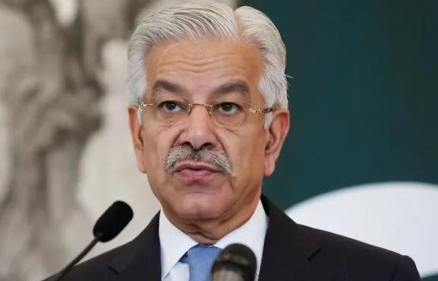 昨晚跟做国际政治研究的师兄吃饭。他抿了口酒聊起最近的事，说出来的话让我愣了半天。