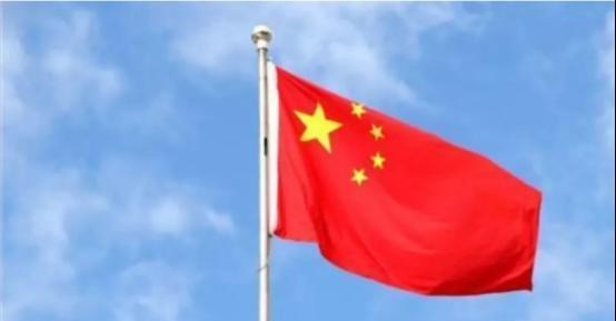 中国亮剑全球！福建舰电磁弹射震撼世界，歼-35碾压F-35C，太空别墅+无人蜂群让西方坐不住了