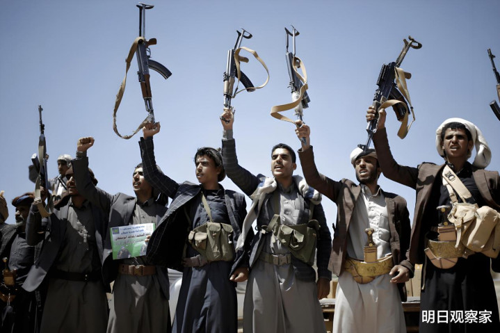 武装这一连串的反击，给美国在中东的军事基地带来了前所未有的紧张感。点击加载图片美国在中东的策略，现在