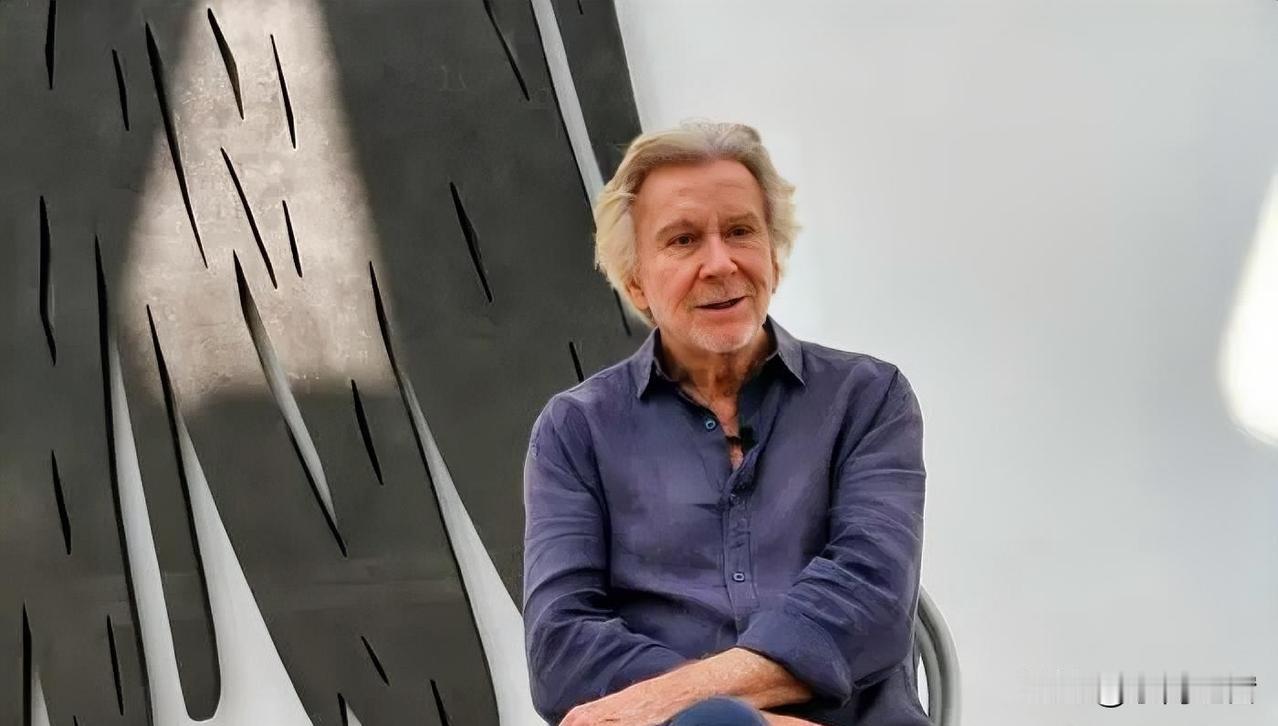 马克龙访华送的这尊《聚合：52.5˚弧线×14》雕塑也太会了吧！84岁艺术大师贝