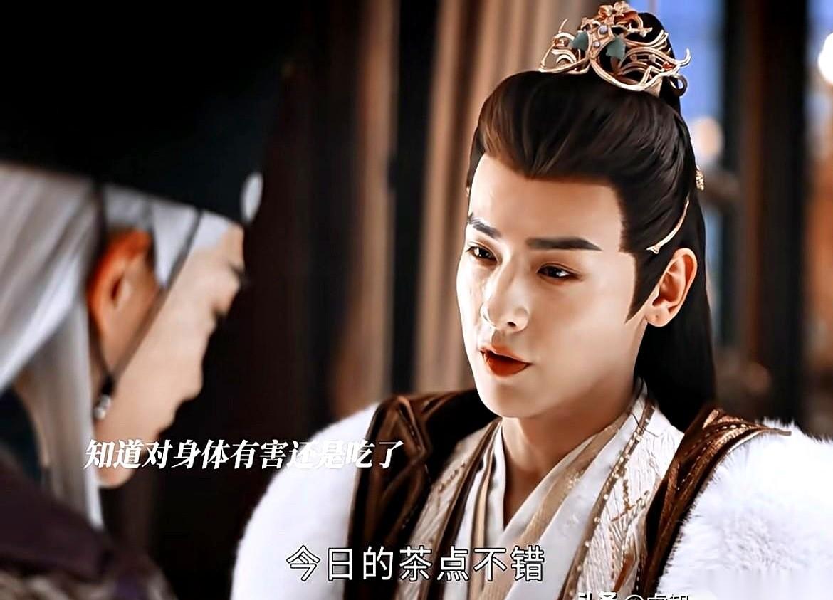 我真的想冲进屏幕里摇醒他。明知道那杯茶、那盘糕点有问题，你为什么还要吃？为什么