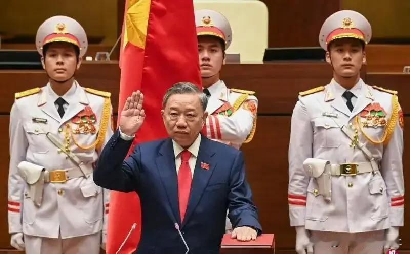 苏林再次掌舵！越共十四大已经近尾声，最后的悬念即将揭晓！今天的越共中央委