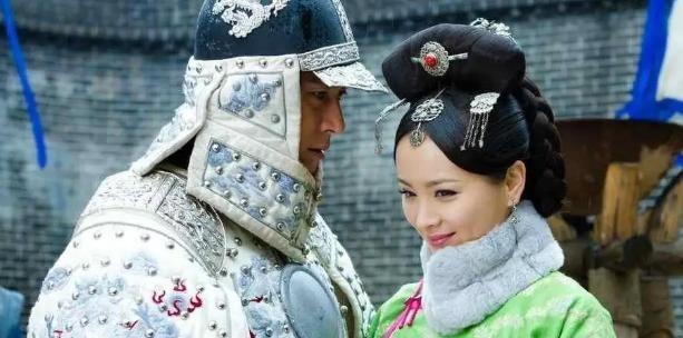 1650年多尔衮刚与义顺公主洞房后，便一把拽过旁的侍女，打算再睡个回笼觉，然而待