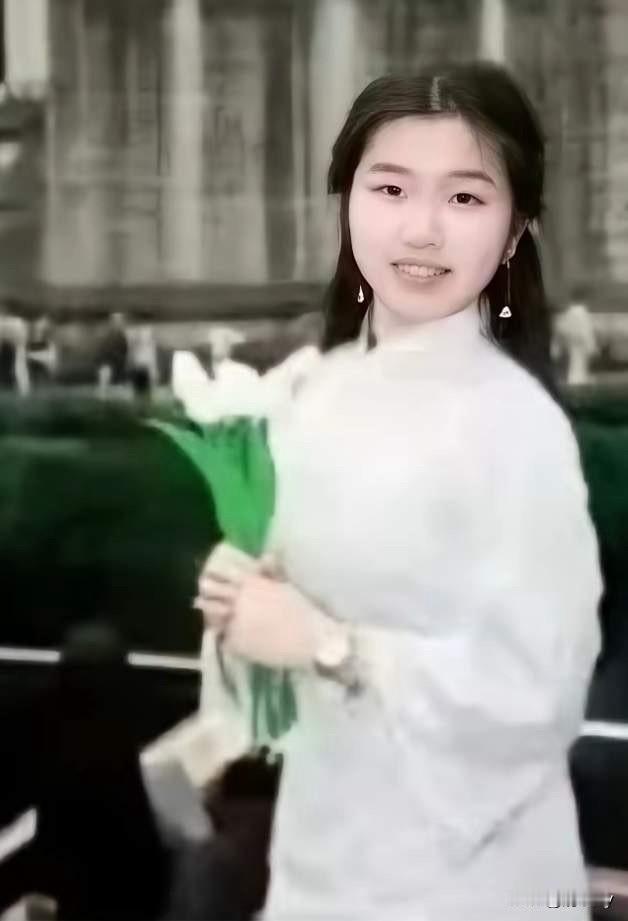 孙馨钰同学发在群里的最后一条消息是出事前一天的晚上11点03分：永别了各位，请不