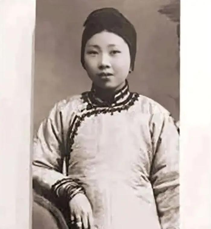 钱学森说：对我一生影响最大的有17人，排在17人之首位的是我母亲钱学森，那是咱