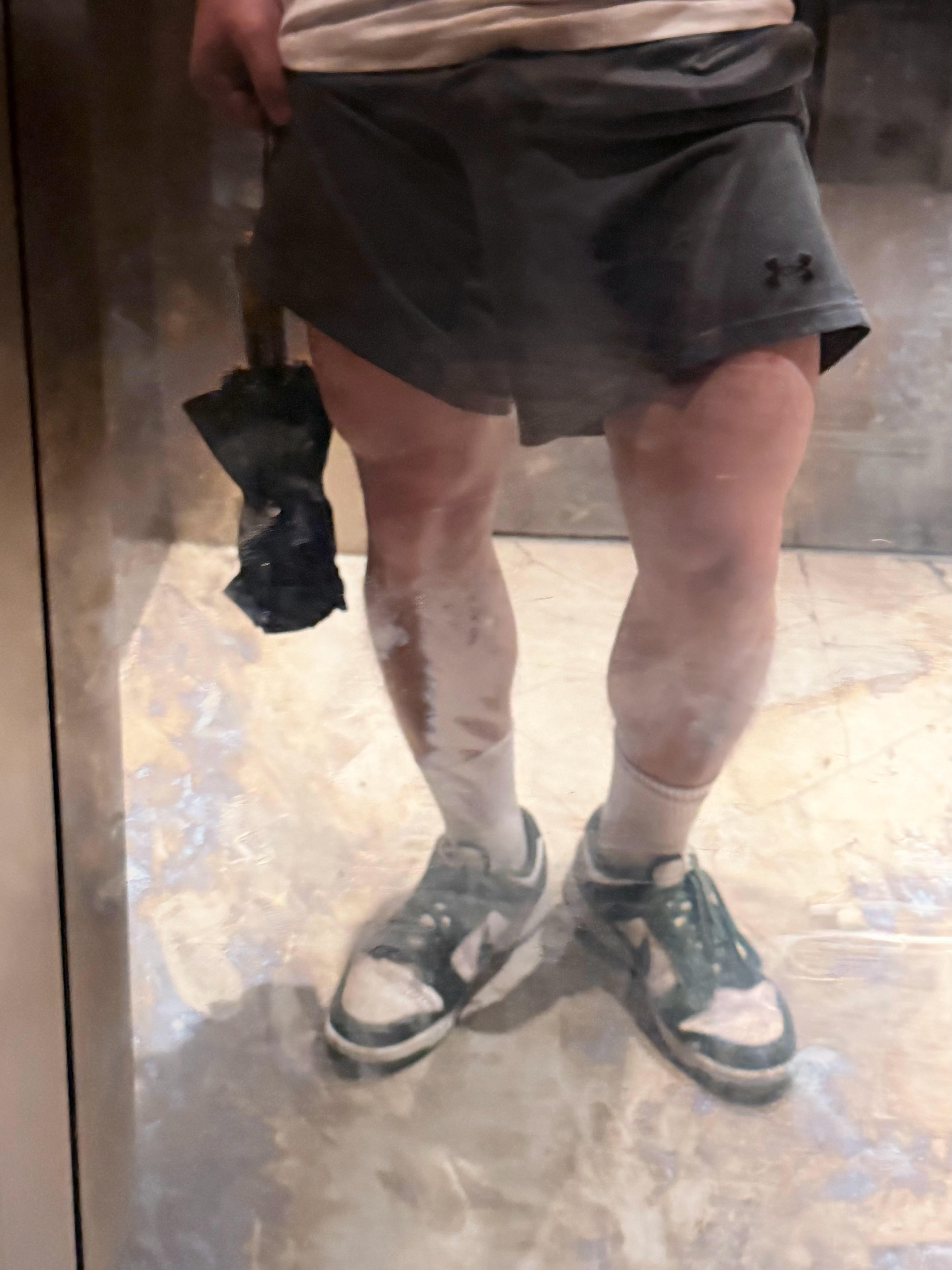 台风天真的很好睡，躺了两天，下午醒来发现雨小多了还是选择出门