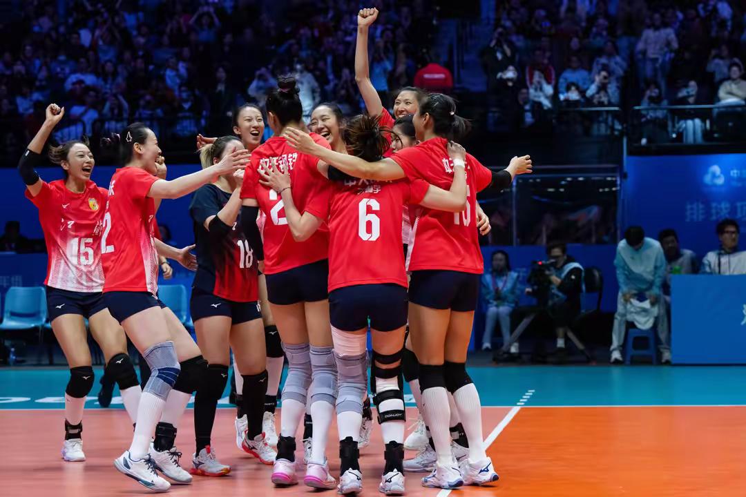 江苏成全运会三大球的赢家！篮球👇成年组女篮获得铜牌，U22女篮获得铜牌、