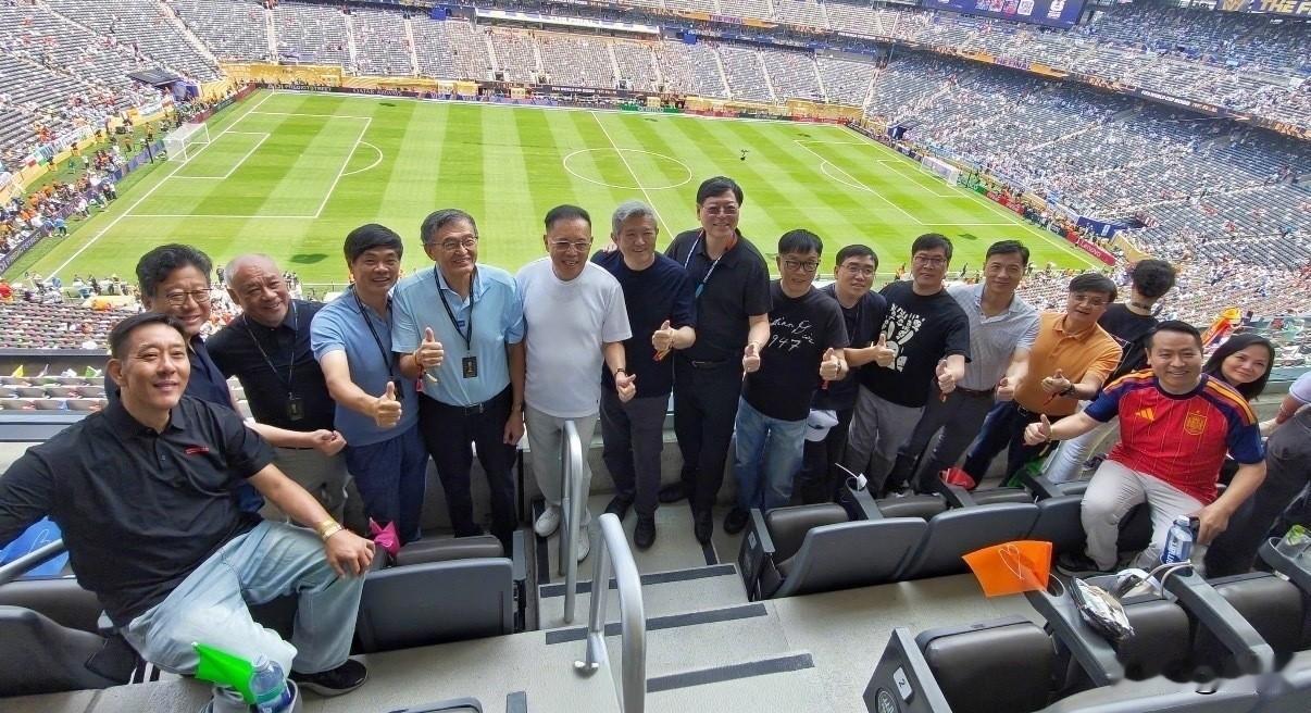 去看世界杯的科技大佬，你认识几个？2026世界杯决赛现场汇聚全球一众商界巨头，马