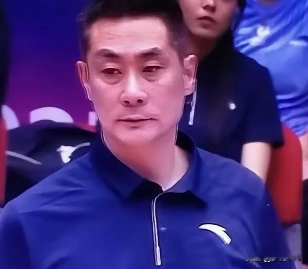 [玫瑰]别再炒作[玫瑰]近日网上对天津女排教练问题炒作不少，谣传甚多，什么"陈