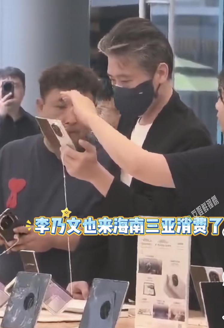 为什么越来越多明星买华为？不是说苹果是生活吗？