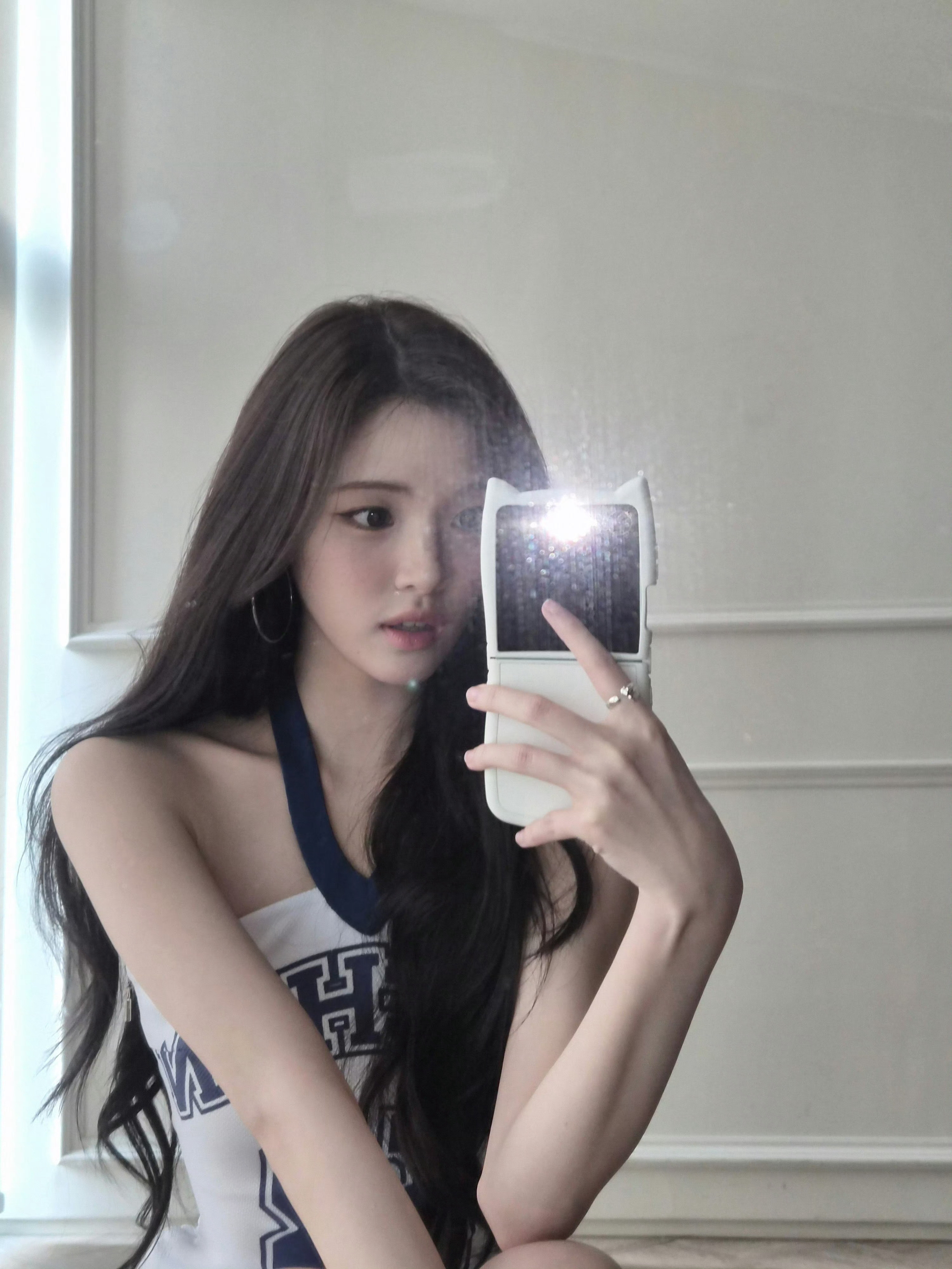 又捕捉到一只特别特别俊美的Hearts2hearts的Yuha🐿️​​​