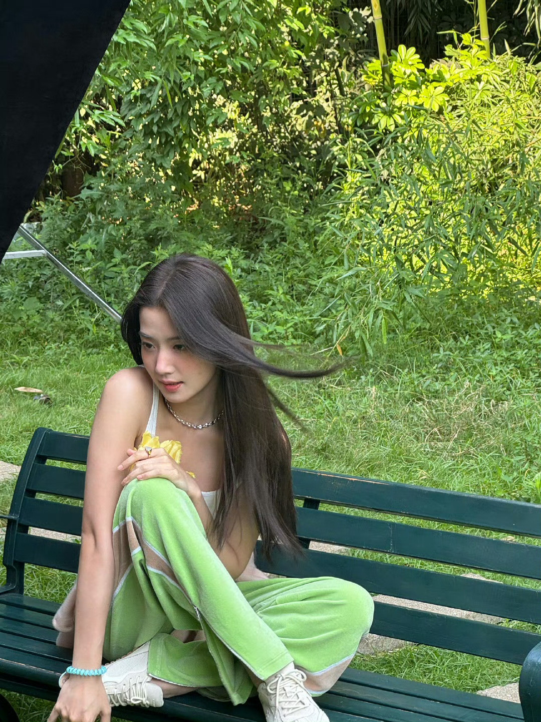 卢昱晓宝宝你脸上有小雀斑诶！！好可爱啊啊啊！可爱晕了🤩🤩​​​