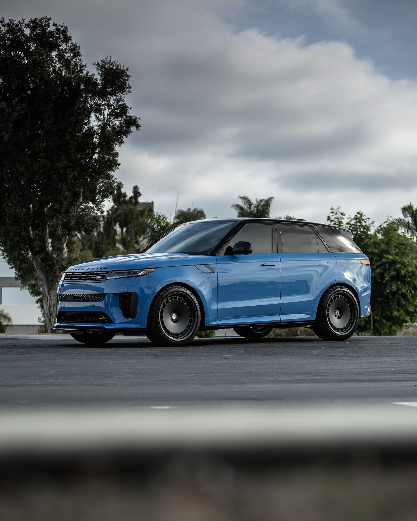 这台揽胜运动改的车轮效果如何？​​​