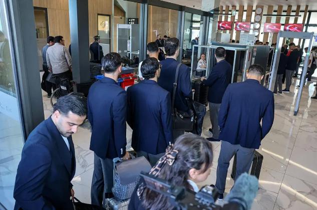 国际足联主席“尴尬了”！随着伊朗足协主席在内的10几名官员，入境美国签证拒签