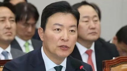 韩国原总统尹锡悦这时候不断地失去他的左右臂。这时候原警卫处次长金承勋这时候将面临