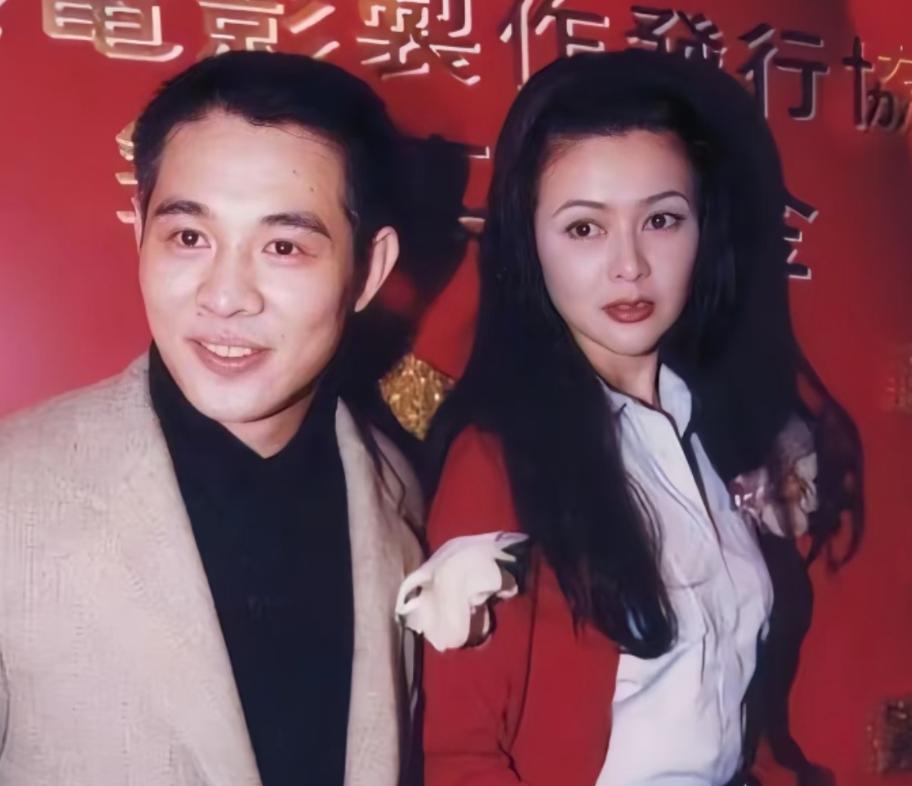 发现一个玄学李连杰演的剧里无论他搭档的女主角是谁，长得美不美，他和女主的