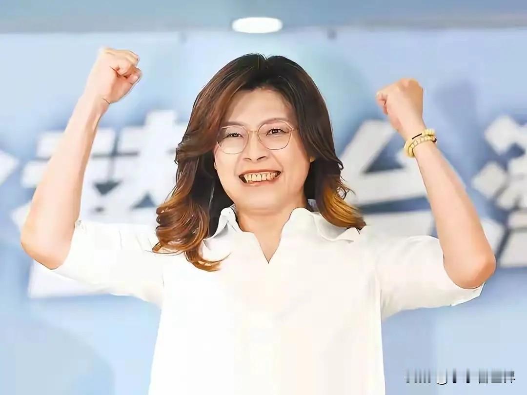 郑丽文出席统派活动，民进党围攻，蔡正元：国民党今后改名投降党郑丽文赴白色恐怖