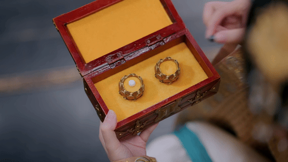 谁懂啊！《凤凰台上》男女主靠梦化解误会也太会了！一个默默守护，一个真心诉衷肠，双