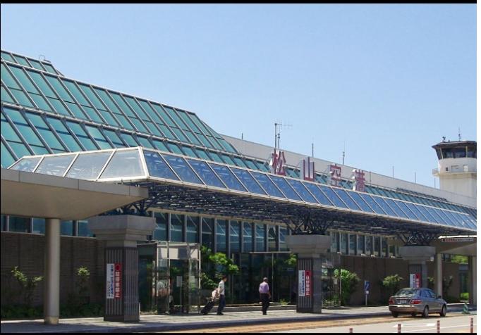 2026年4月7日上午，台北松山机场显得格外忙碌。麻烦看官老爷们右上角点击一