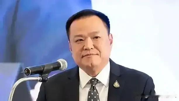 就不停火！泰国用中文喊话！泰柬边境局势越来越激烈，特朗普介入调和，没想到泰国