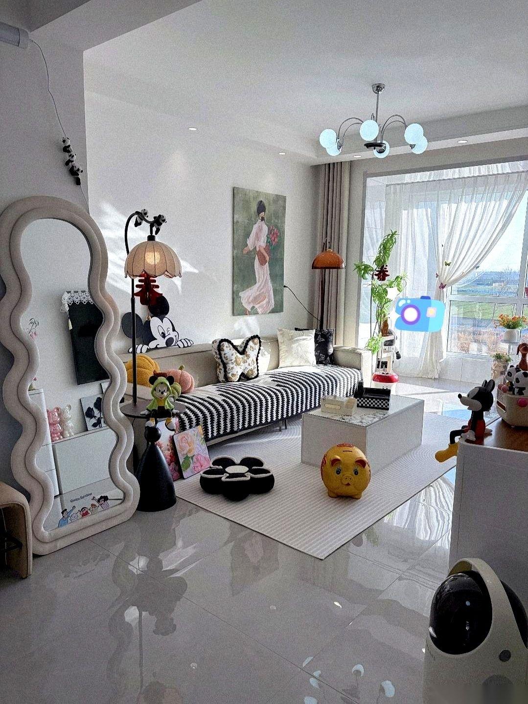 我妈有40万，说要分给我和妹妹，一人20万。我全职带娃全靠老公死工资，日子紧