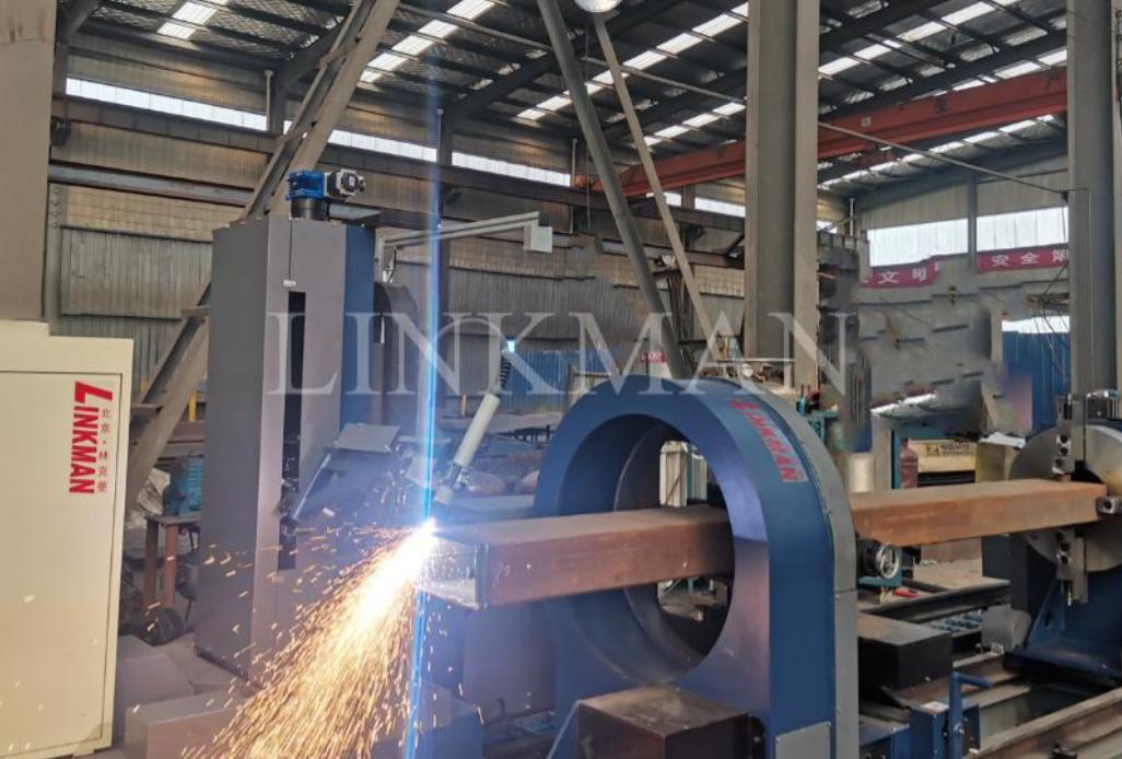 南非这一刀，砍得真狠！中国钢企在非洲彻底“芭比Q”了。就在3月20日，南非国际贸