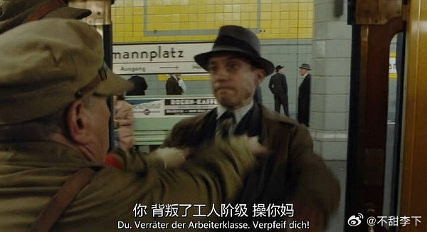 认为章泽天翻车这事儿不能嘲讽的取关一下靠着牺牲色相牺牲主体性攀升阶级就安安稳稳做