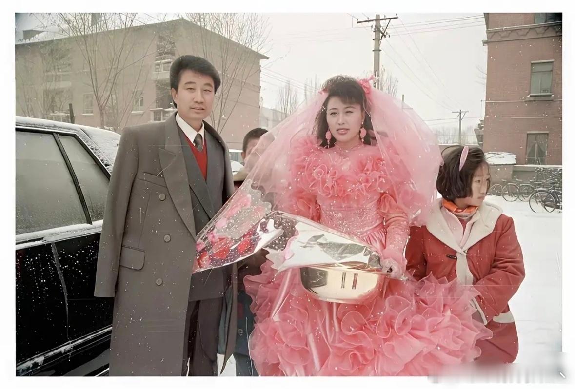 不懂就问，三十年前这样的婚礼放全国算能是什么水平？