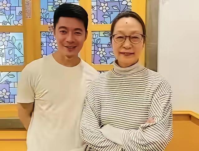 憋了三十年的真相，法院一纸判决终于给扯清楚了！奚美娟儿子还真不是周野芒的，亲子鉴