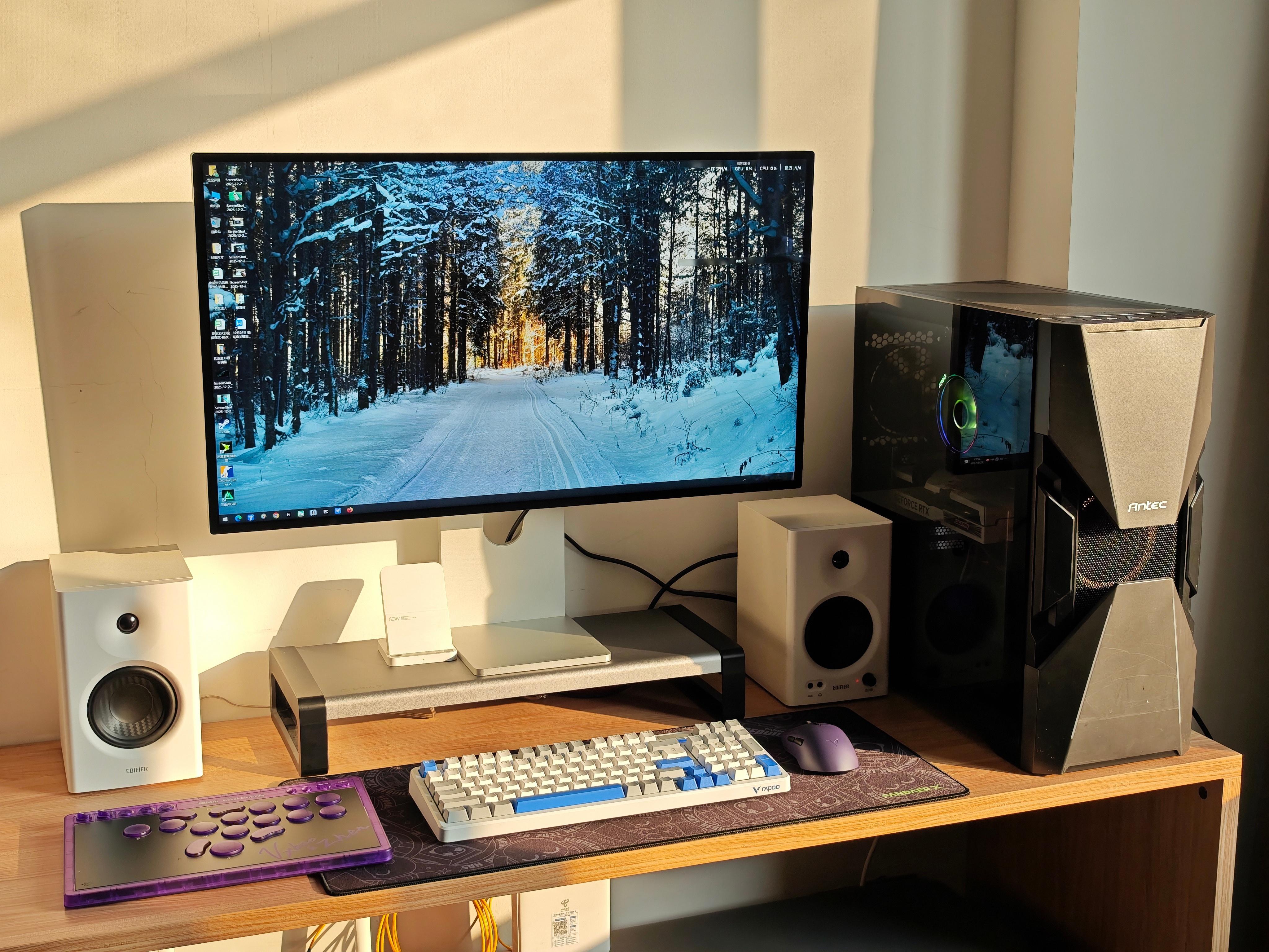 主机拿到了工作室，一些视频拍摄需要。最近需要多玩一些《三角洲行动》，之前也没有刻