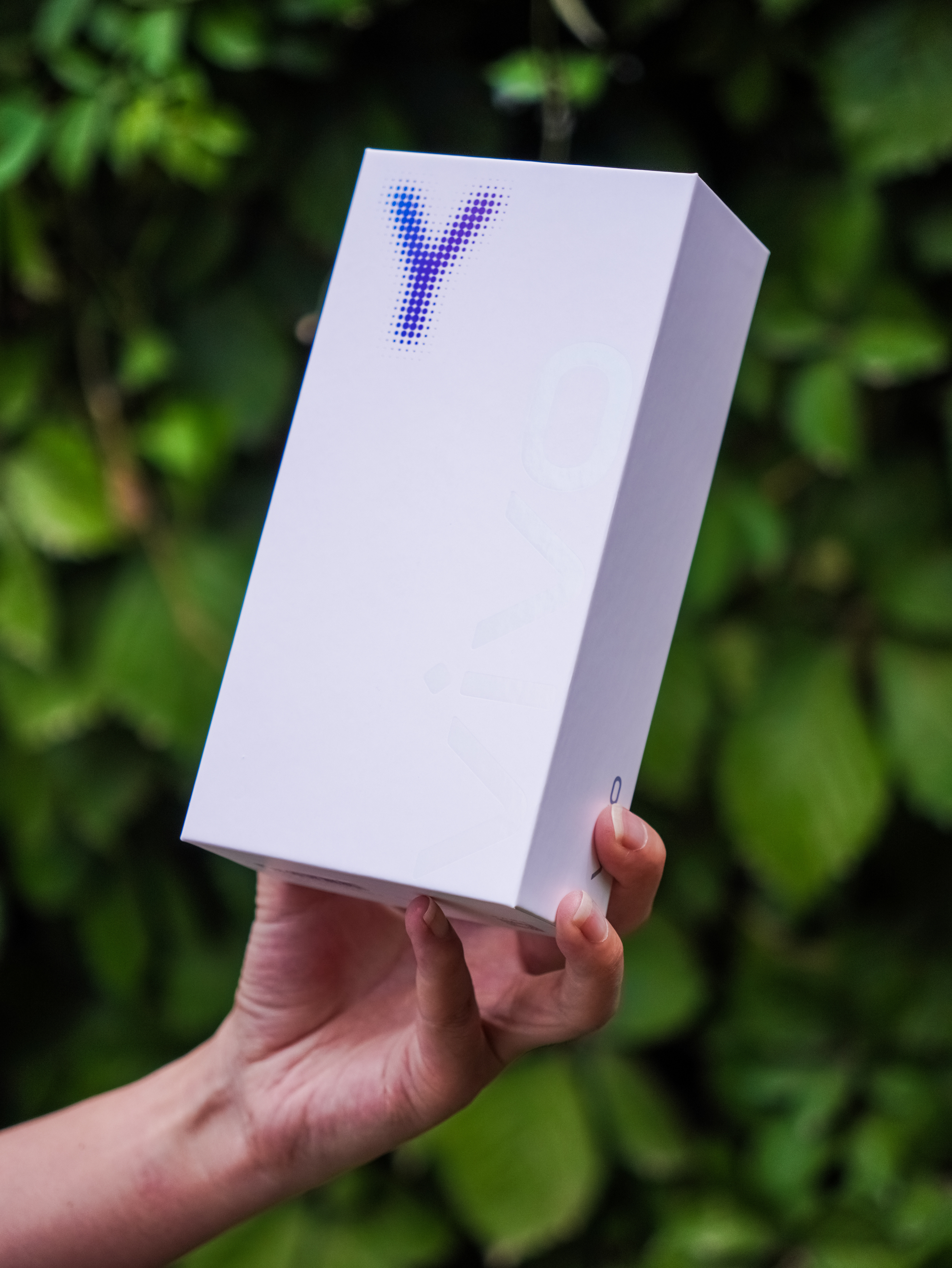 vivoY500冰川蓝·图赏续航8200mAhIP69+满级防水360º穿墙天