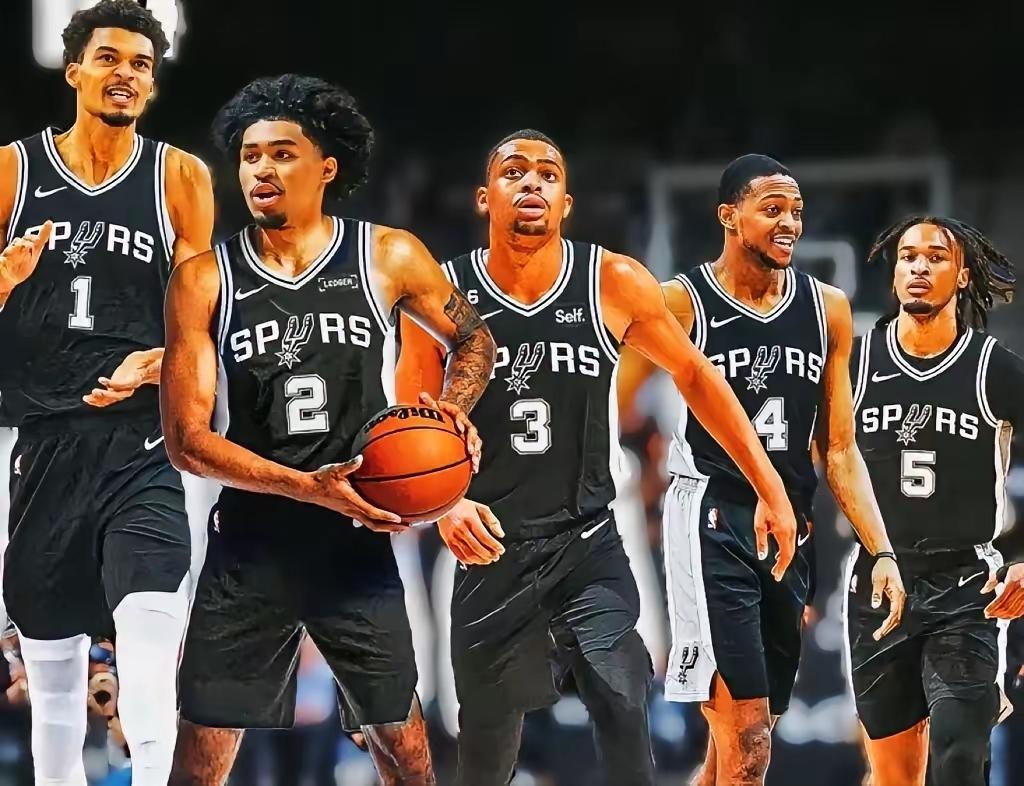 绿军的体系是真的牛逼塔图姆复出打成这德行，在场净胜分，净效率居然比文班还高。