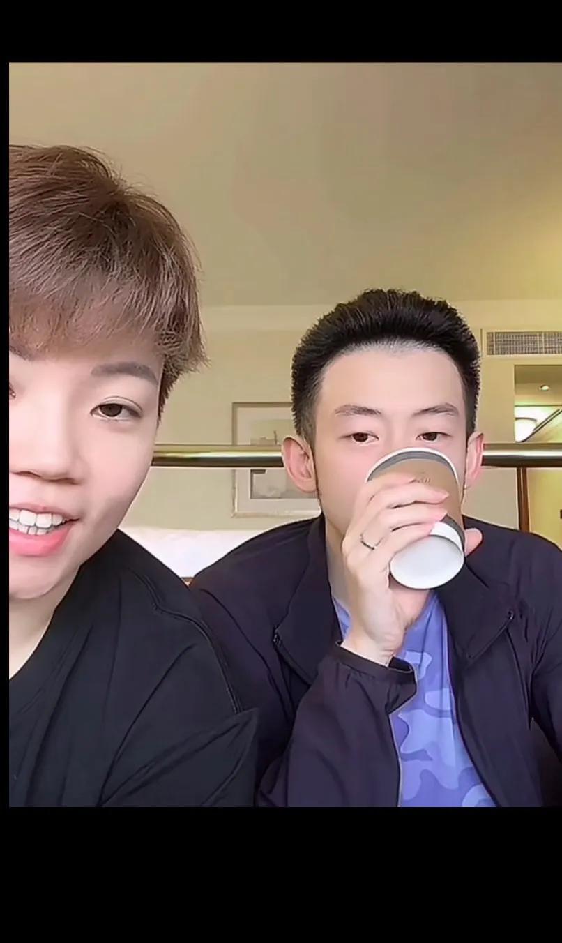 配了十来年，七八年都不熟的好搭档，笑晕了[捂脸哭]大圣翻白眼＜杜姐挺可爱＞