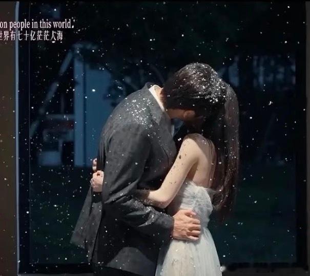 啊啊啊全体起立！第二张亲的过程非常偶像剧啊，完全不敢看半熟恋人
