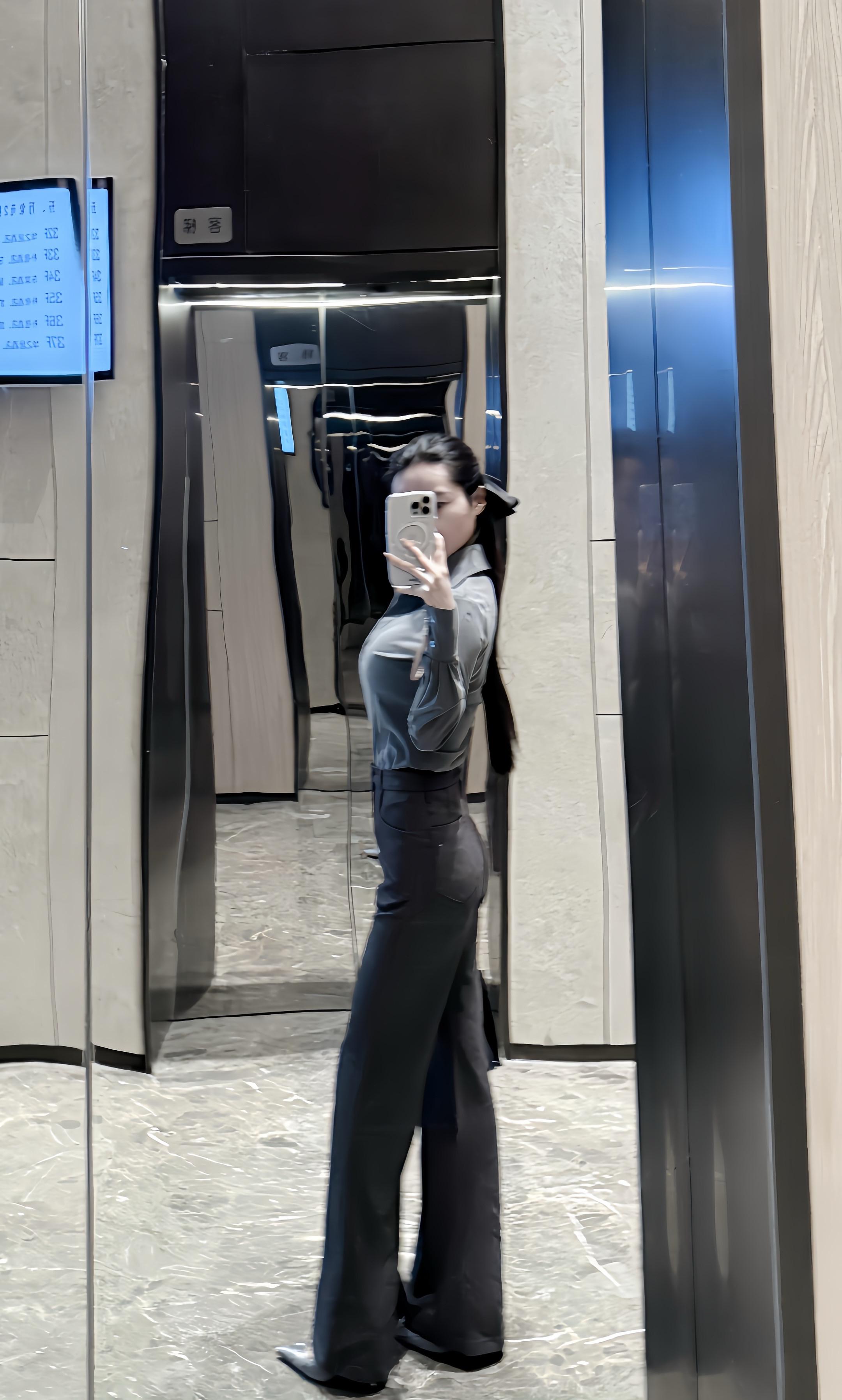 除了健身 开会你是看不到我的