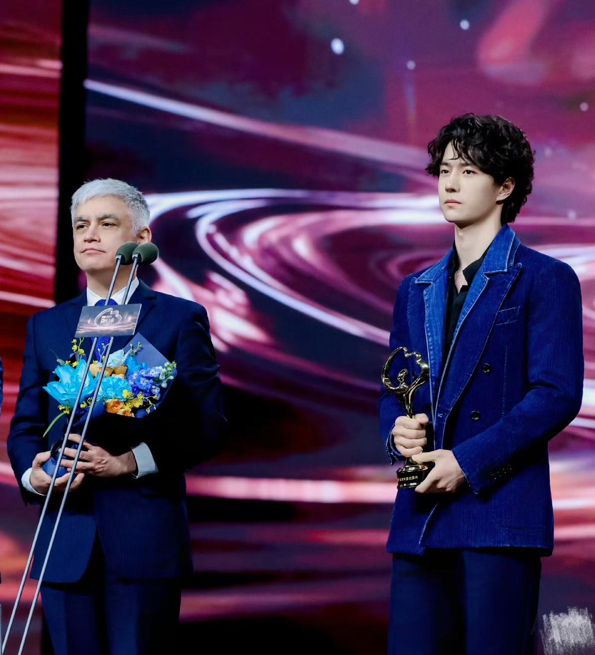 微博之夜出尽风头的，不是拿了King的肖战，也不是拿了queen的杨幂