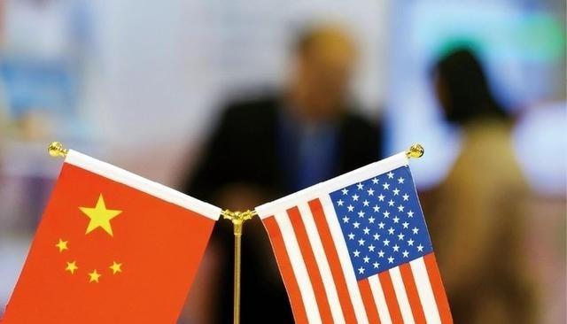 退缩换不来和平，投降换不来尊重。如果谁敢出卖中国利益讨好美国，中国必然重拳出击。