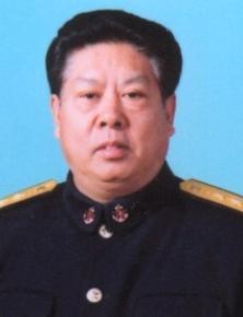 你敢信？贪了上亿军费的军中大老虎，审讯全程镇定自若，却在听到一笔拨款后当场脸色大